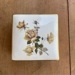 Rosenthal Germany Trinket Dish With Lid Beautiful Roses 3 1/4” X 3”